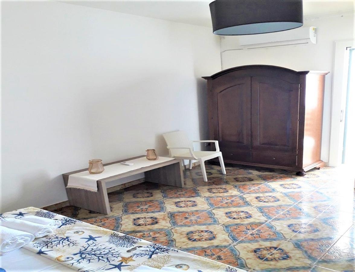 Estasi Sul Mare Bed and Breakfast Porto Cesareo Eksteriør billede