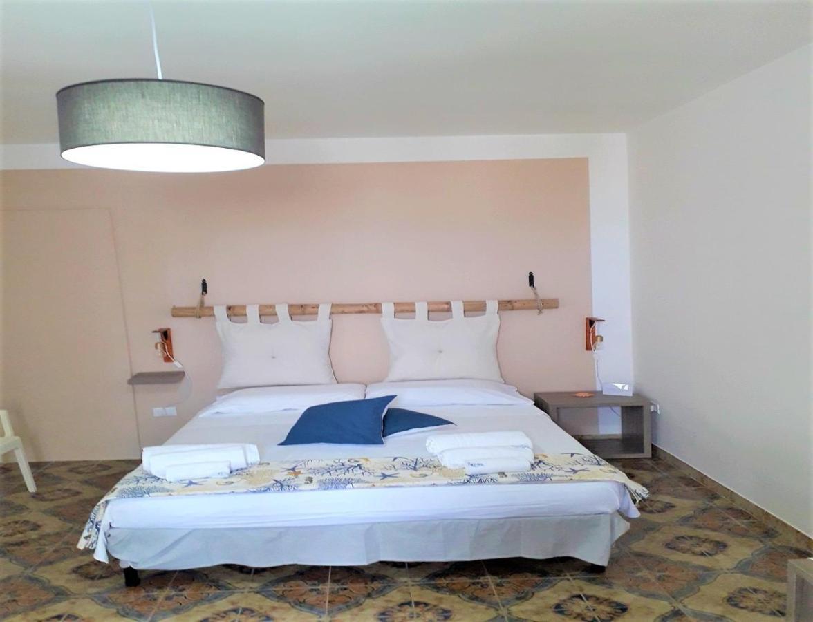 Estasi Sul Mare Bed and Breakfast Porto Cesareo Eksteriør billede